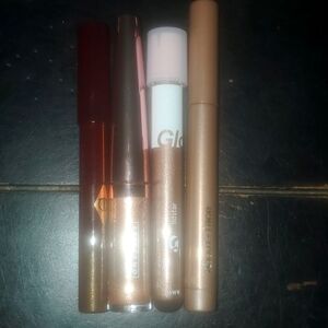 Set of 4 eyeshadows